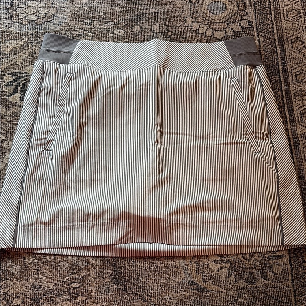 Athleta Grey Skort
